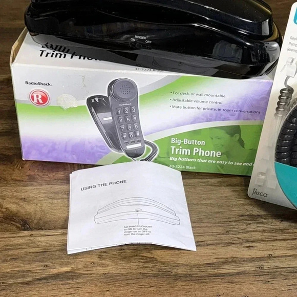 RADIO SHACK BIG BUTTON BLACK TRIM PHONE Landline Telephone Coil Cord NWT 25ft - Picture 2 of 16